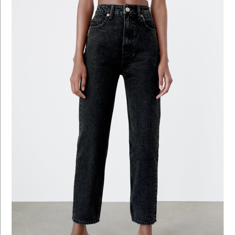 NWT Zara Mom Fit High Rise Jeans